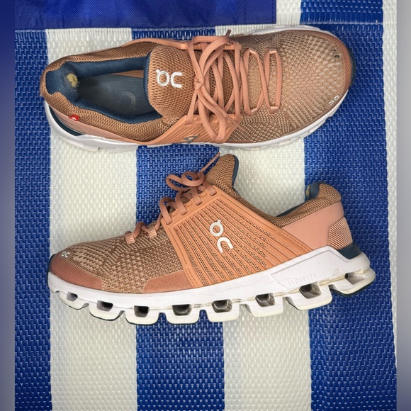 ✨🎉 On Running Cloudswift Blush Denim Women’s Size 7.5 Athletic Running Sneakers - Picture 1 of 12